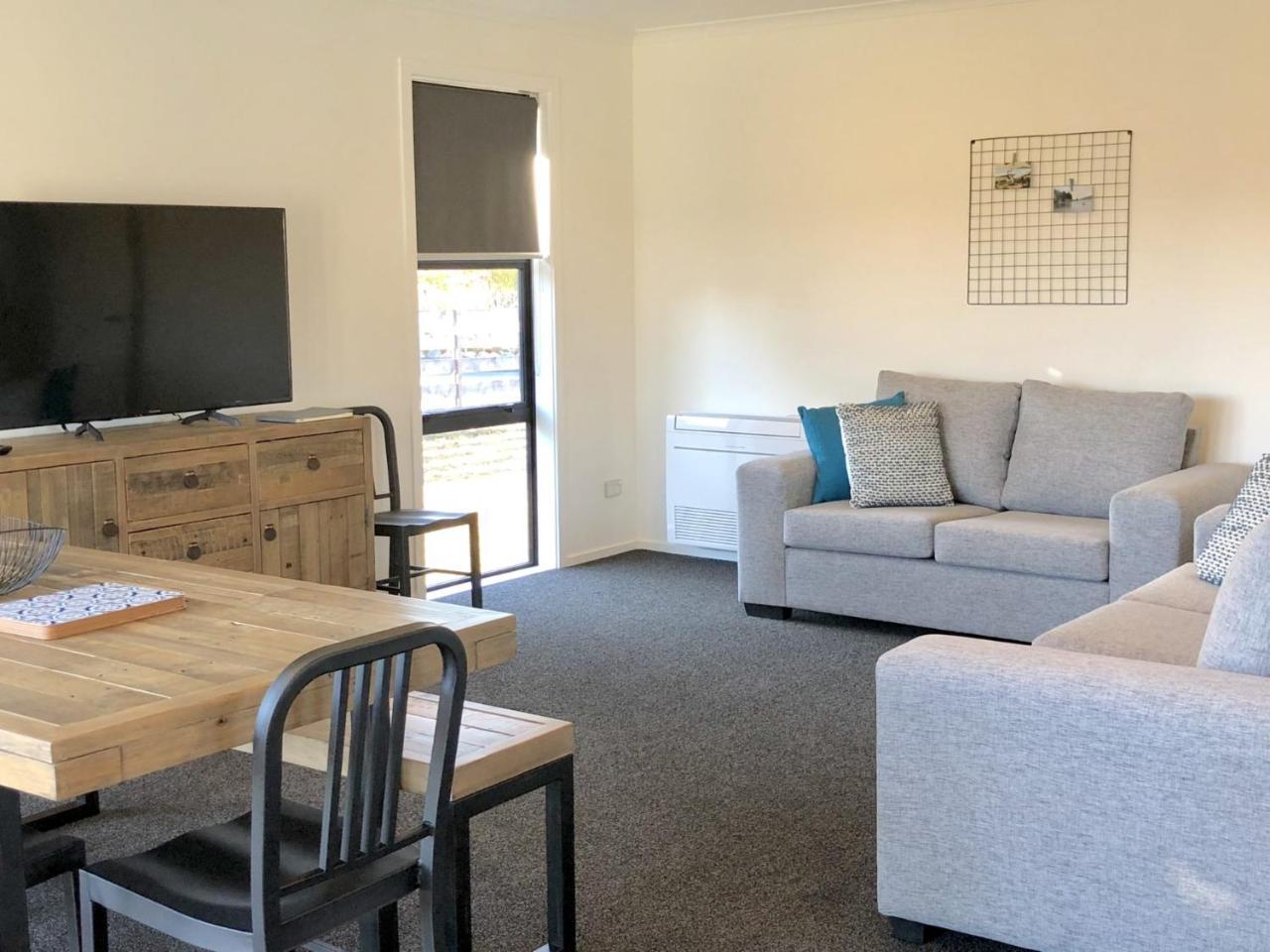 Townhouse Feel In Irishman Villa Туизъл Екстериор снимка